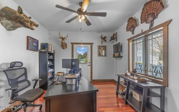 $819,900 | 102 Falcons Cove, Moyock, NC 27958