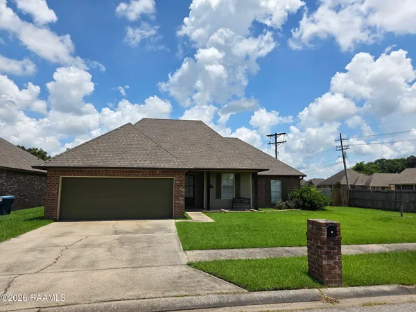 $240,000 | 100 Barksdale Drive, Broussard, LA 70518