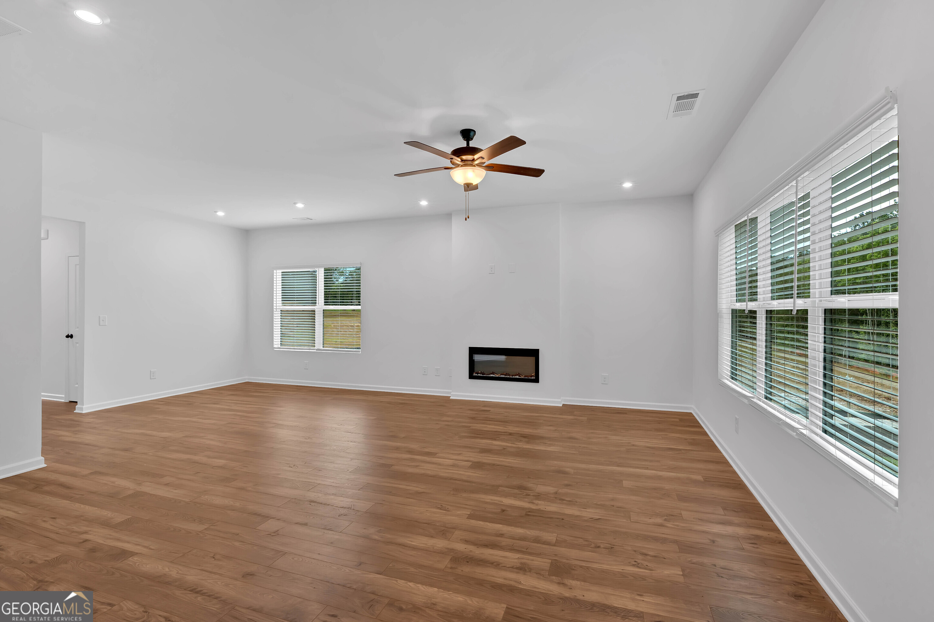 102 Everest Court Dallas, GA 30132 - Photo 14 of 29