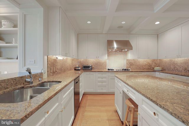 $4,750,000 | 5630 Wisconsin Avenue, Unit 1205, Chevy Chase, MD 20815