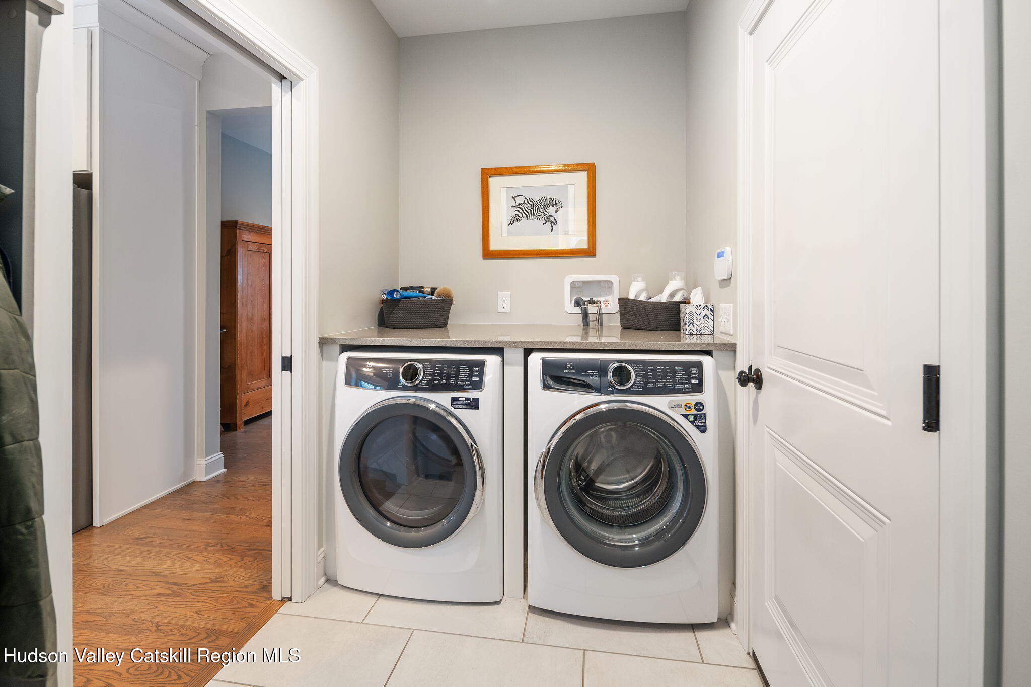 22 Edinburgh Court New Scotland, NY 12159 - Photo 19 of 48 a utility room with dryer and washer