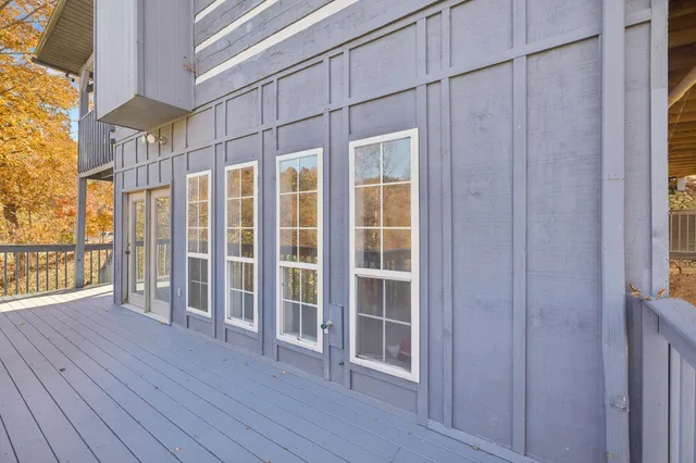 306 Beech Ridge Lane, Gatlinburg, TN 37738