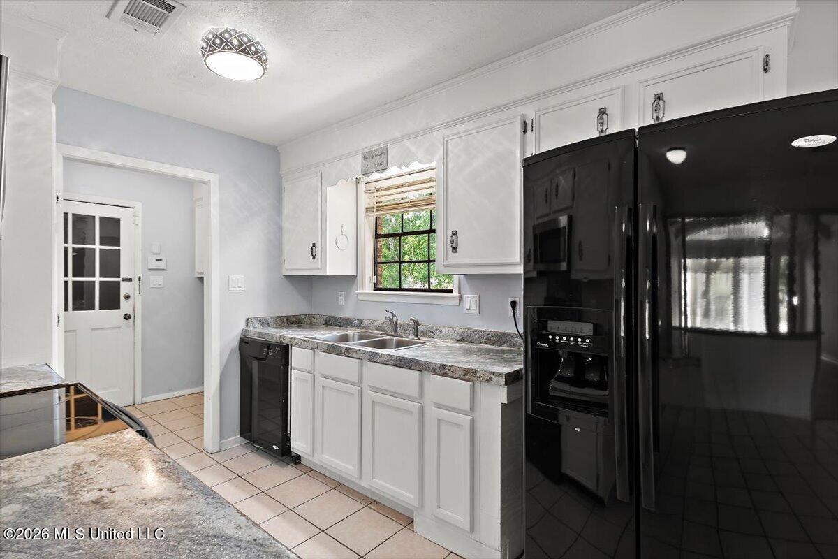 5209 Sycamore Drive Jackson, MS 39212 - Photo 10 of 31 10-HTP_6899