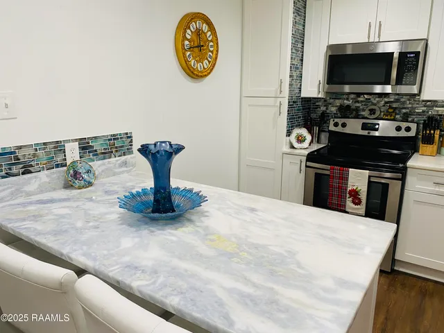 $189,000 | 117 Winbourne Avenue, Scott, LA 70583