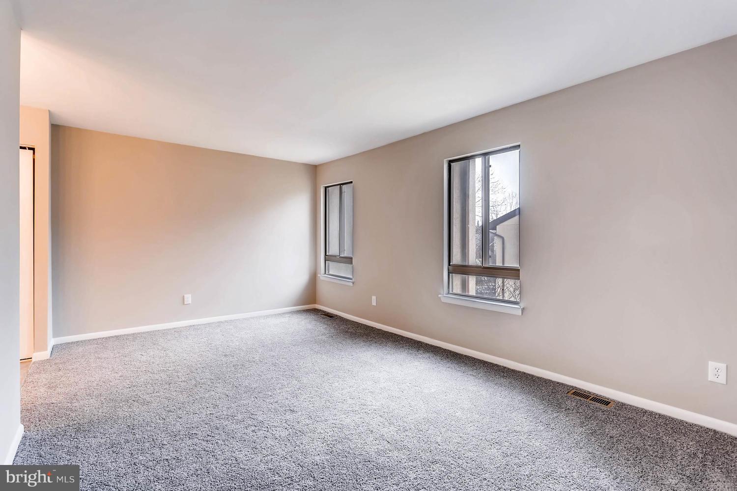 4424 Roland Springs Drive Baltimore, MD 21210 - Photo 15 of 28 Bedroom