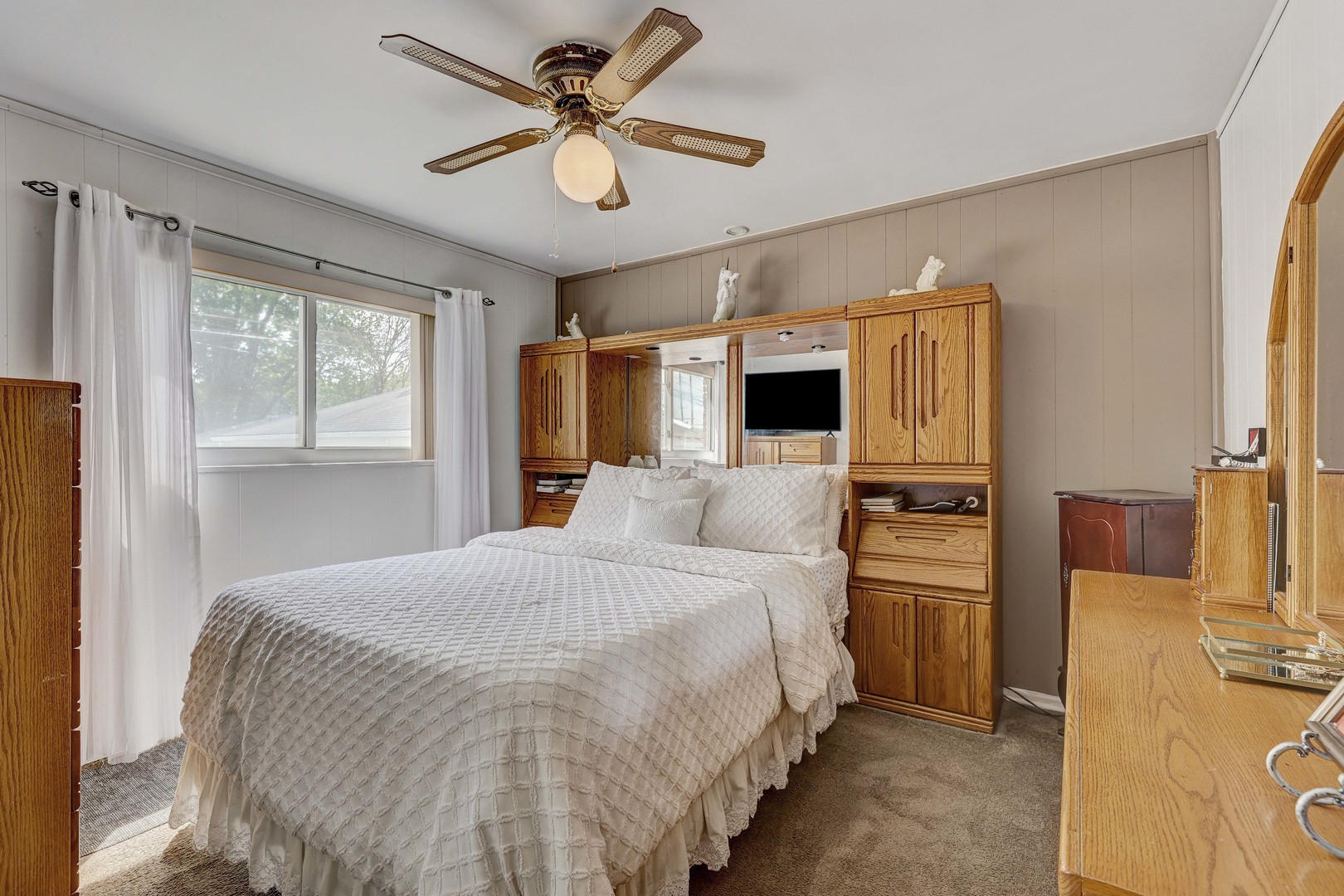 109 Rice Avenue Bellwood, IL 60104 - Photo 16 of 28