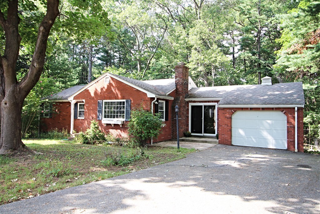 70 Batchelder Road Reading, MA 01867 - Photo 1 of 21 Gallery Image 1