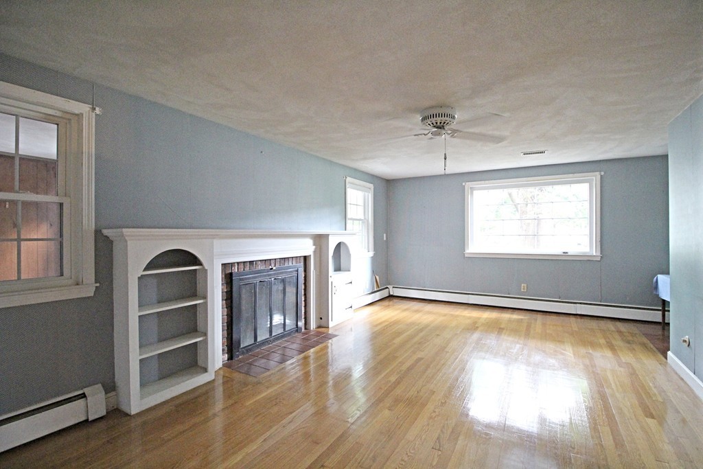 70 Batchelder Road Reading, MA 01867 - Photo 11 of 21 Gallery Image 11