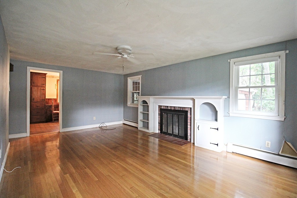 70 Batchelder Road Reading, MA 01867 - Photo 12 of 21 Gallery Image 12