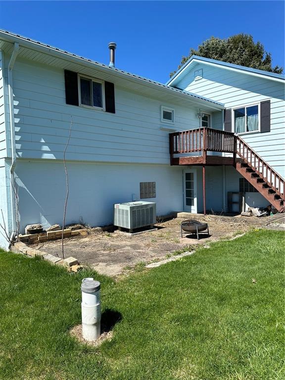 748 Winfield Road Cabot, PA 16023 - Photo 3 of 22 Gallery Image 3