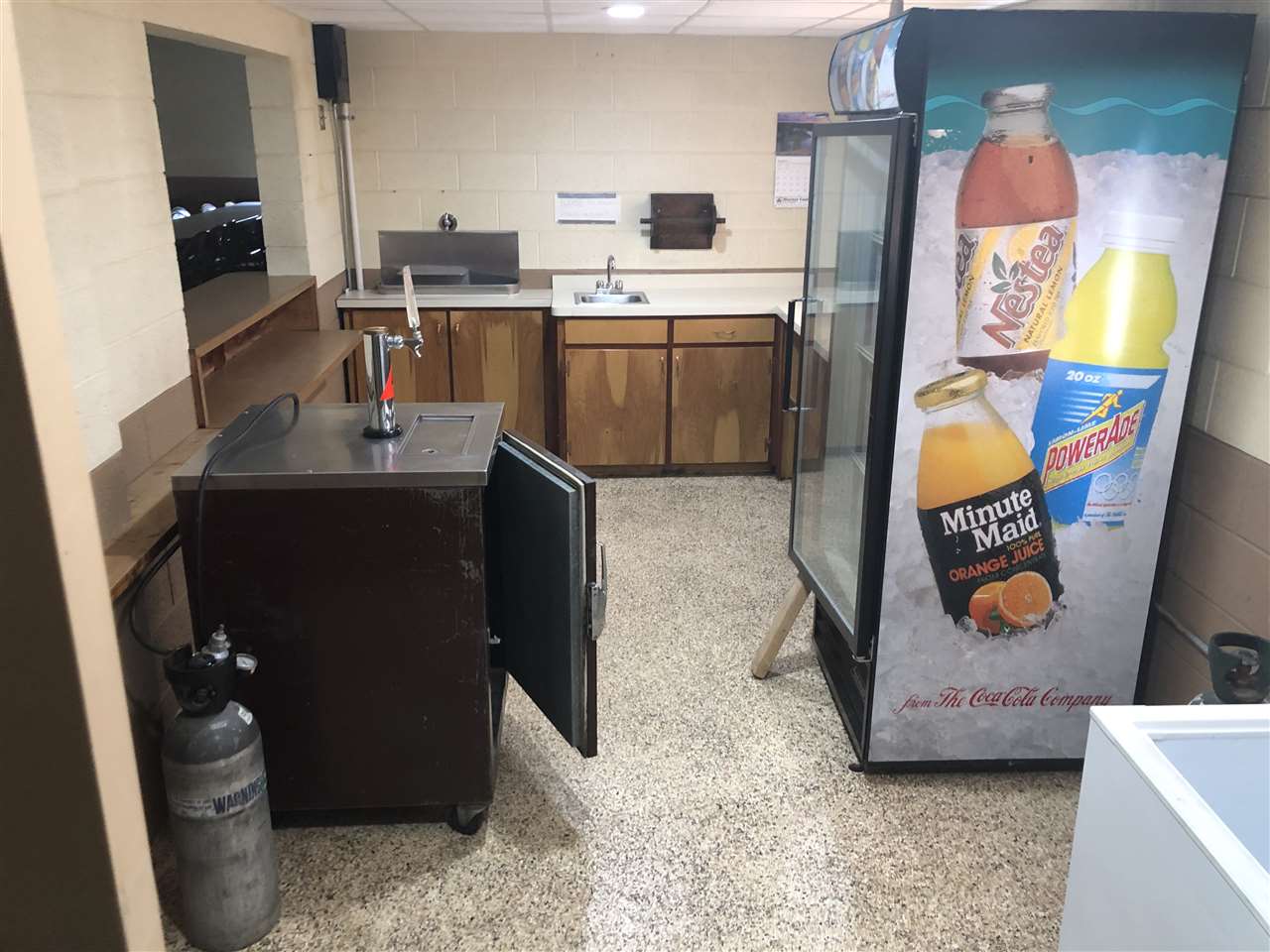 9243 South Maple City Road Maple City, MI 49664 - Photo 19 of 40 1877422-18.JPG