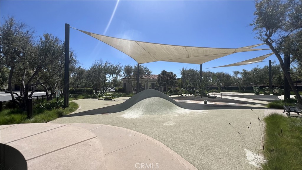 110 Sunnyside Irvine, CA 92618 - Photo 28 of 30 a view of a basketball court