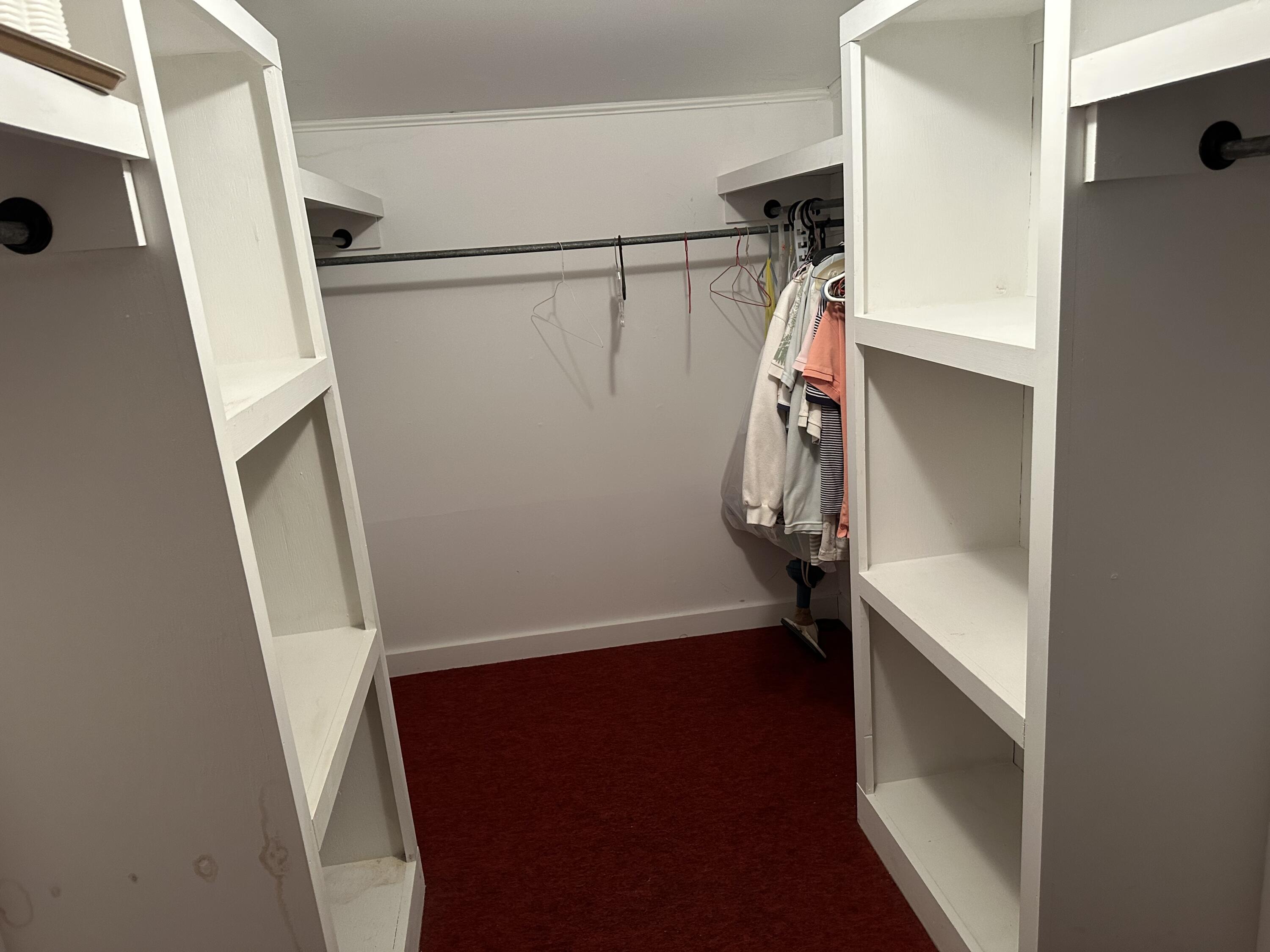 333 Middle Road Oakland, ME 04963 - Photo 16 of 27 Walk In Closet