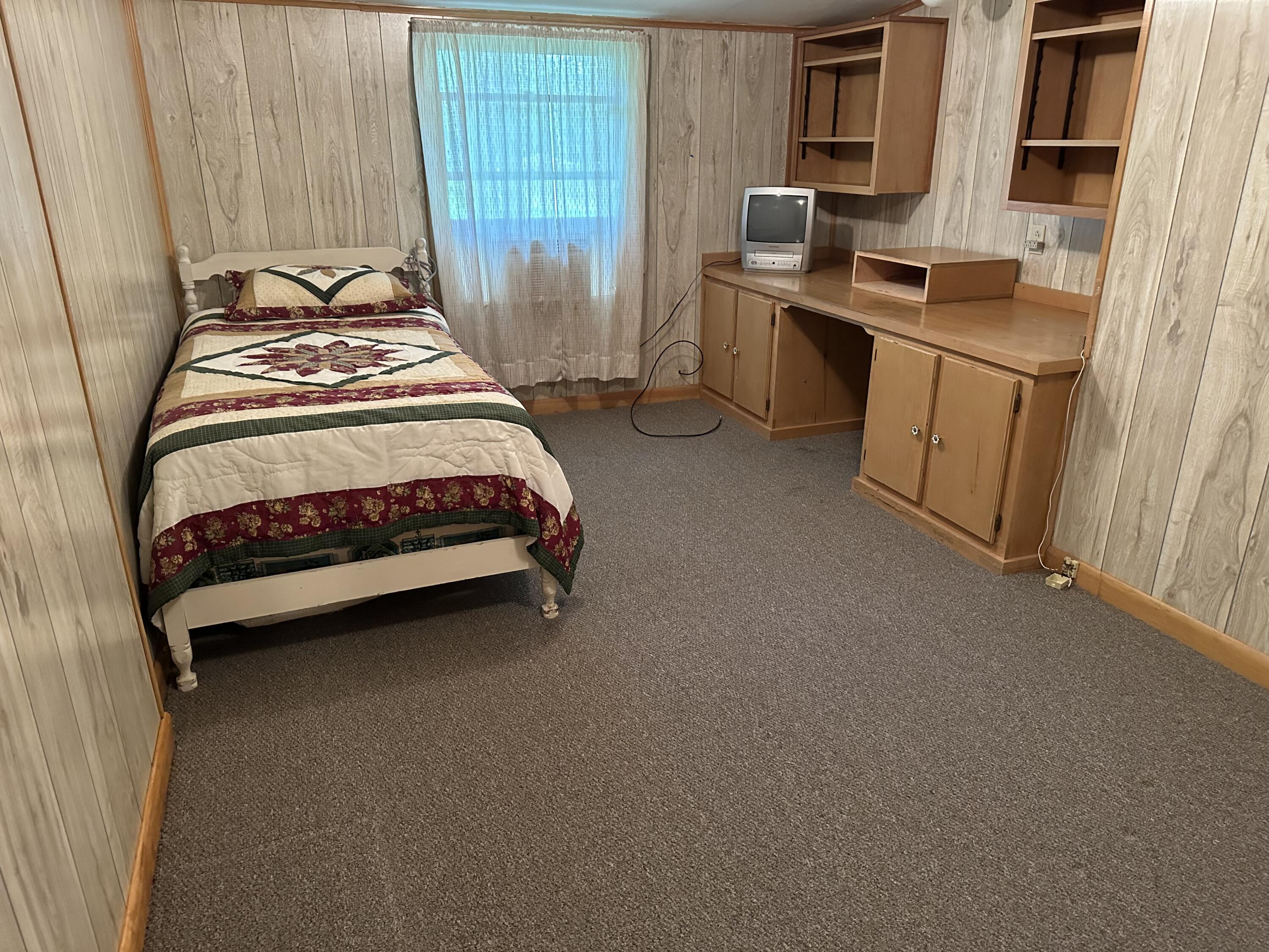 333 Middle Road Oakland, ME 04963 - Photo 17 of 27 Bedroom 2