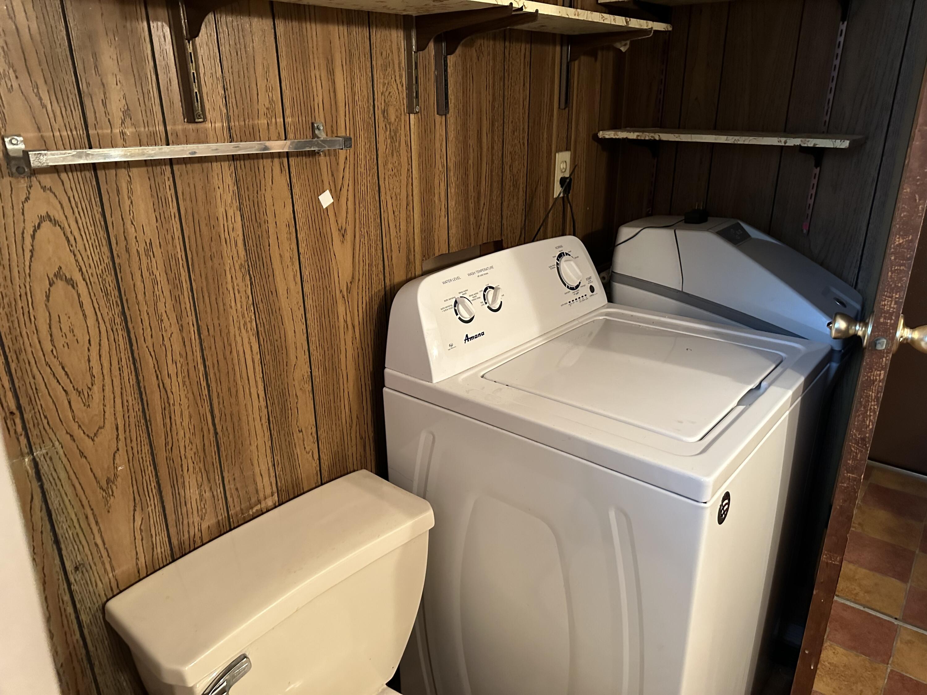 333 Middle Road Oakland, ME 04963 - Photo 20 of 27 Bathroom