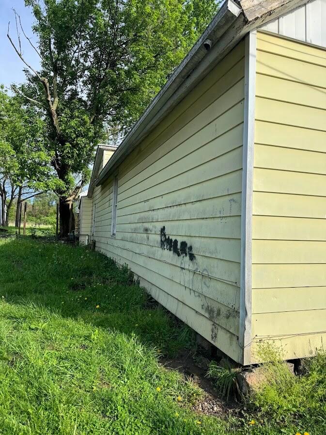 1037 Middle Street Springfield, OH 45503 - Photo 3 of 10 103 1