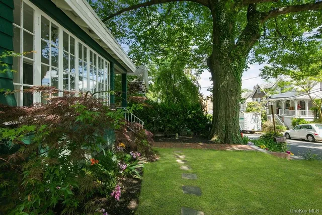 $640,000 | 36 4th Avenue, Nyack, NY 10960