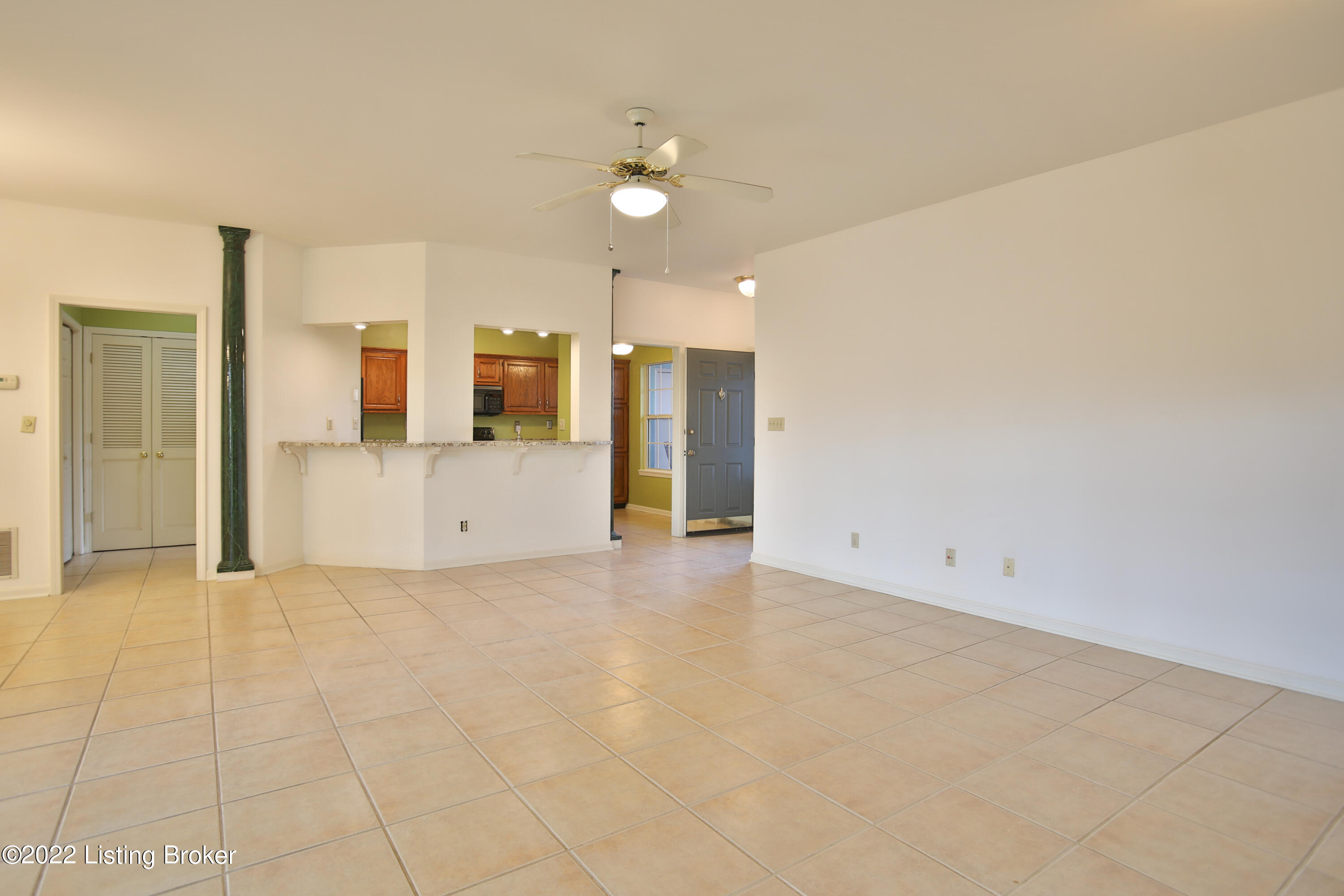 6905 Ridge Run Circle Prospect, KY 40059 - Photo 6 of 39 6905 Ridge Run-07
