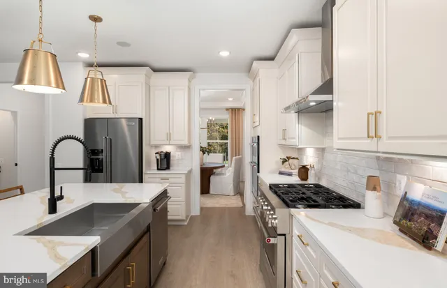 $1,220,046 | 42810 Cattail Crk Drive, Leesburg, VA 20176