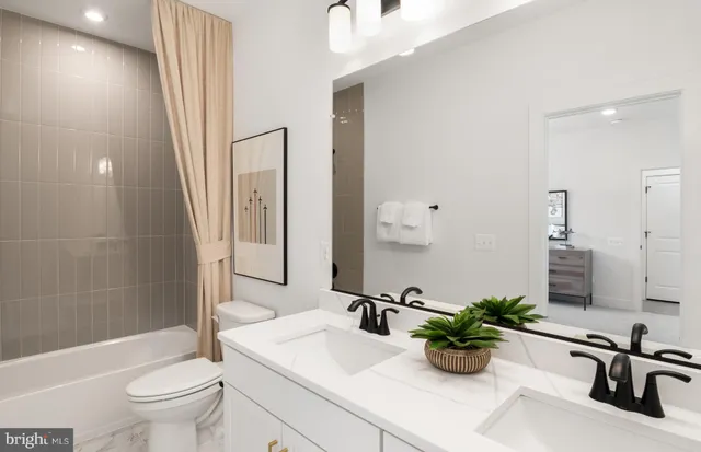 $1,220,046 | 42810 Cattail Crk Drive, Leesburg, VA 20176