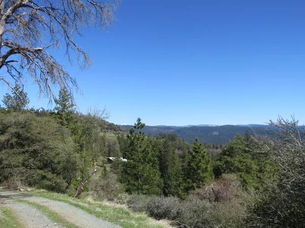 $549,000 | 1975 Ridgecrest Way, West Point, CA 95255