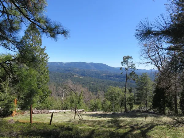 $549,000 | 1975 Ridgecrest Way, West Point, CA 95255