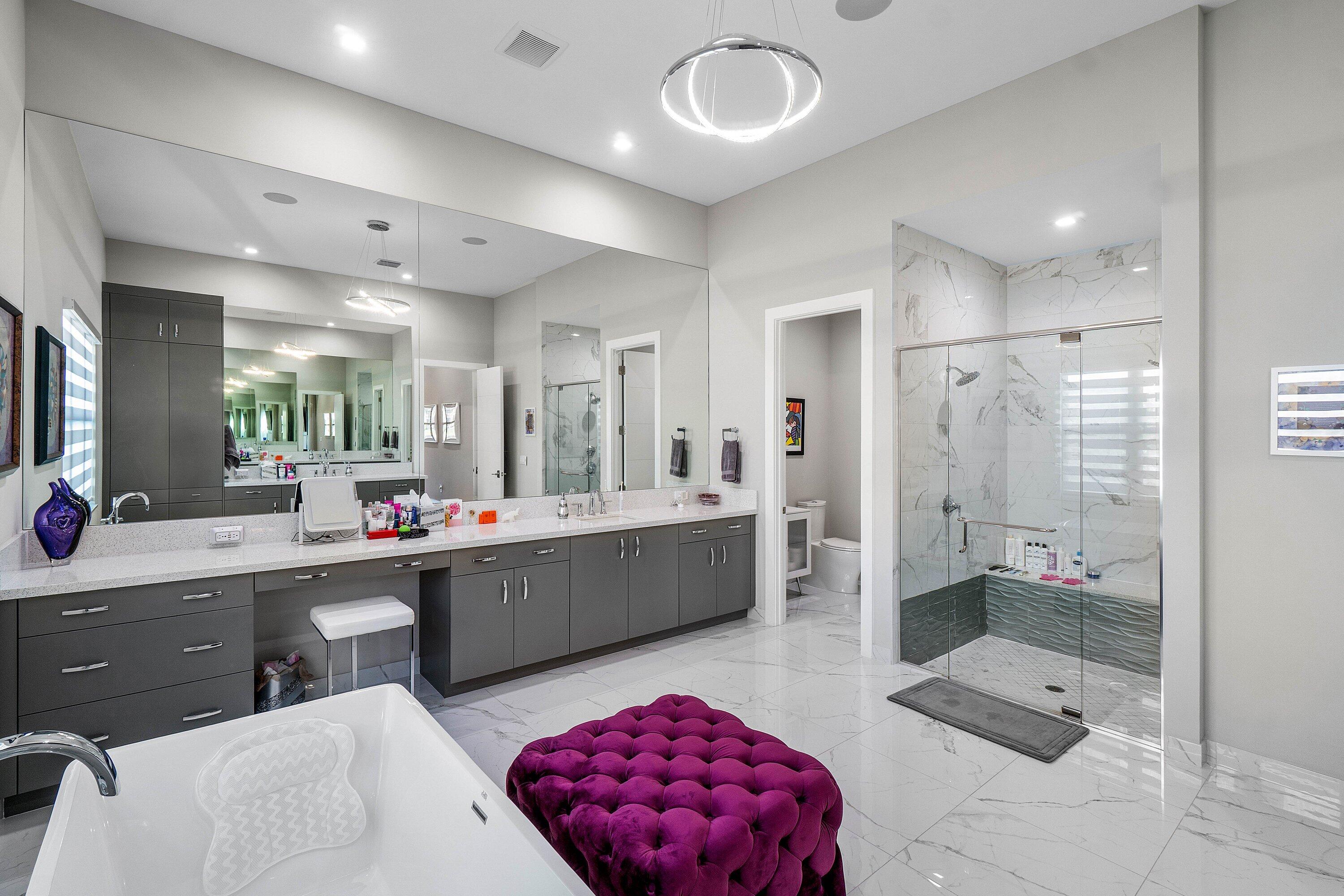 9657 Vescovato Way Boca Raton, FL 33496 - Photo 28 of 68 Primary bath