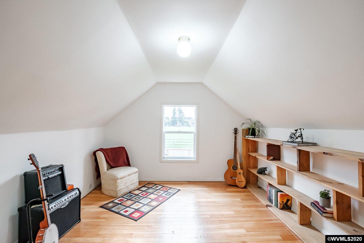 6695 Labish Center Road Northeast Salem, OR 97305 - Photo 12 of 42