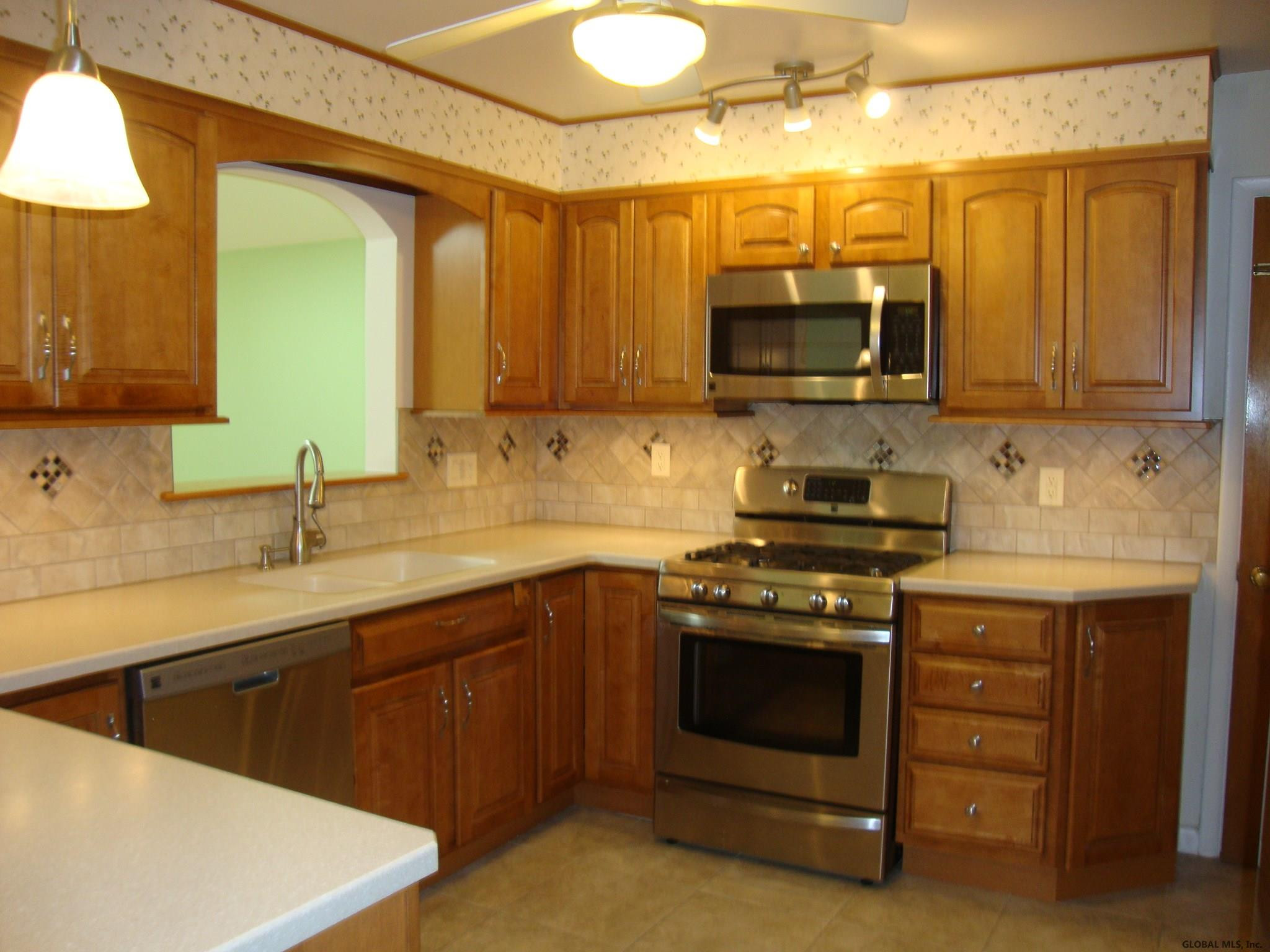 2877 West Old State Road Guilderland, NY 12303 - Photo 7 of 31 Photo 7
