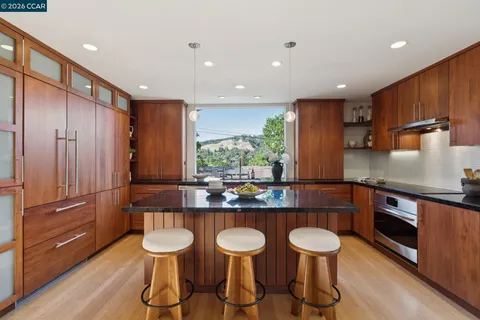 $2,195,000 | 3345 Ridge Road, Lafayette, CA 94549