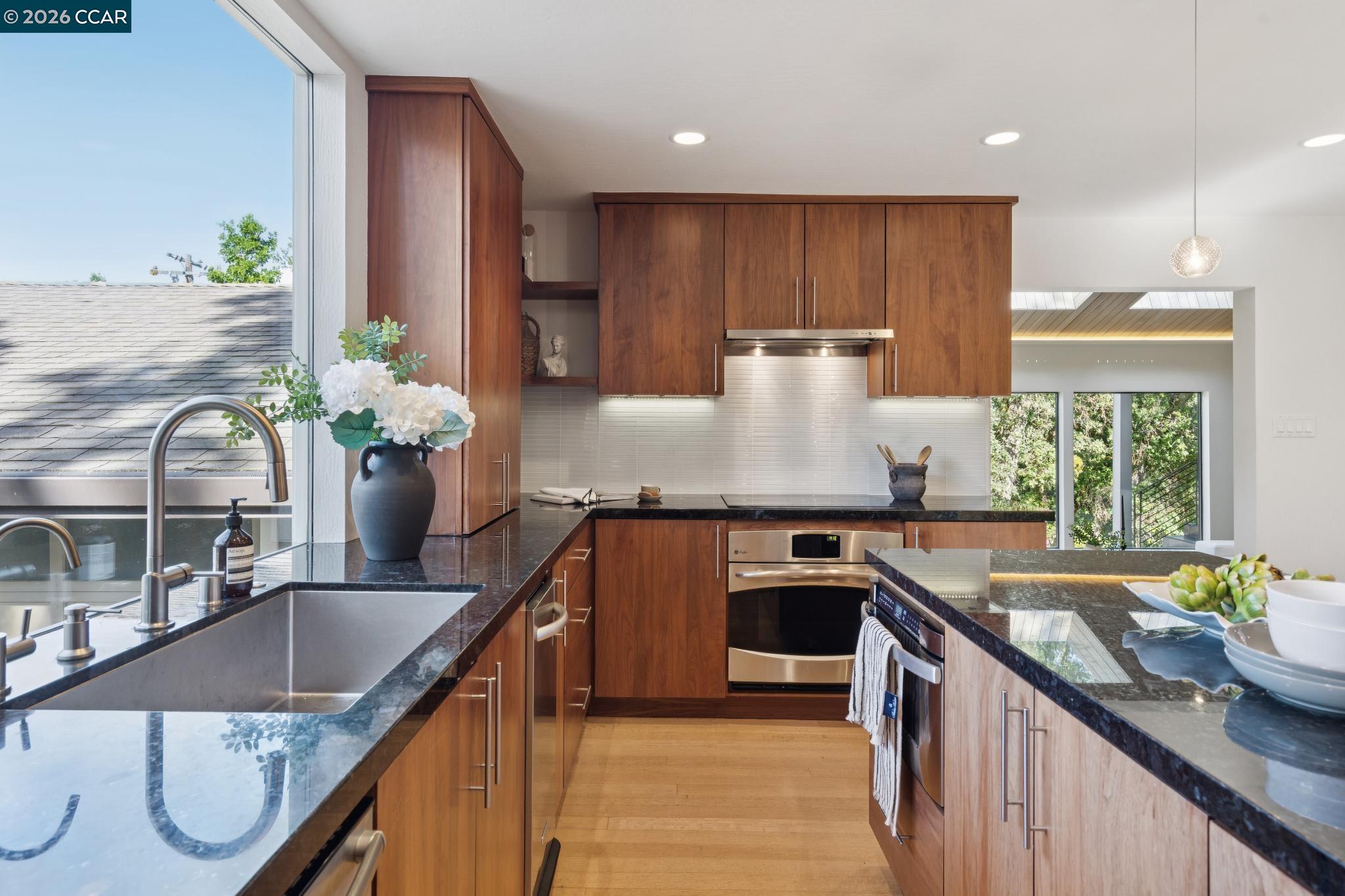 3345 Ridge Road Lafayette, CA 94549 - Photo 9 of 29