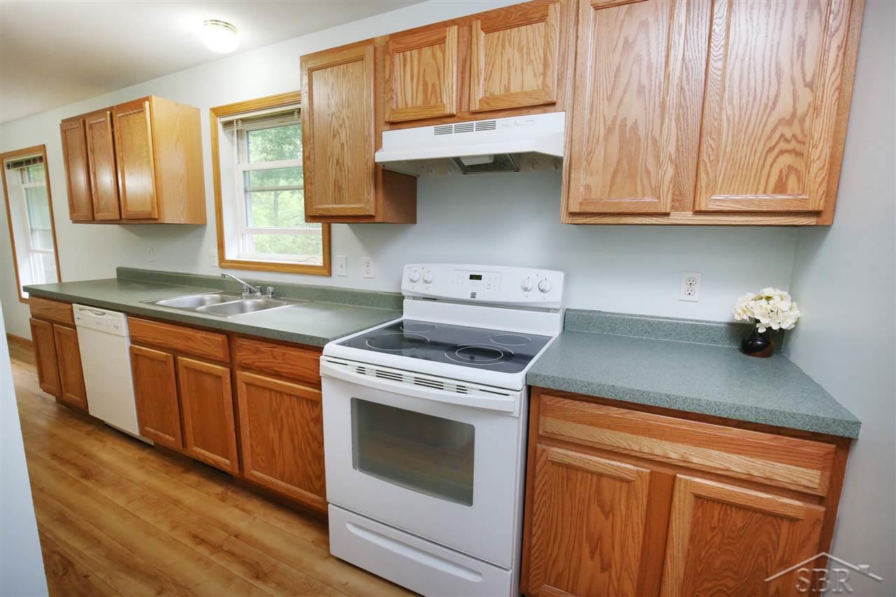 4577 South Orr Road Hemlock, MI 48626 - Photo 4 of 17