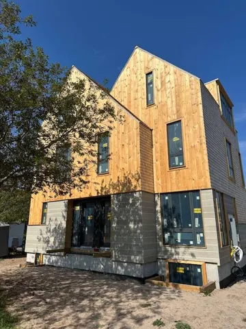 $1,199,000 | 33 Conwell Street, Unit 5B, Provincetown, MA 02657