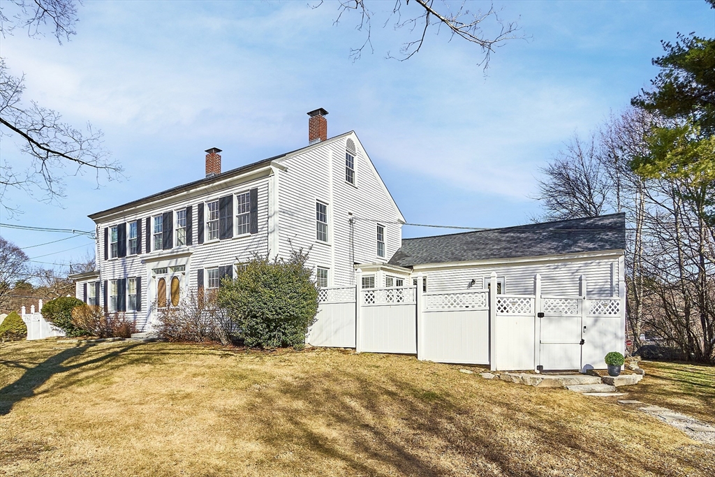 4 Lowell Road, Unit 4 Westford, MA 01886 - Photo 2 of 32 Gallery Image 2