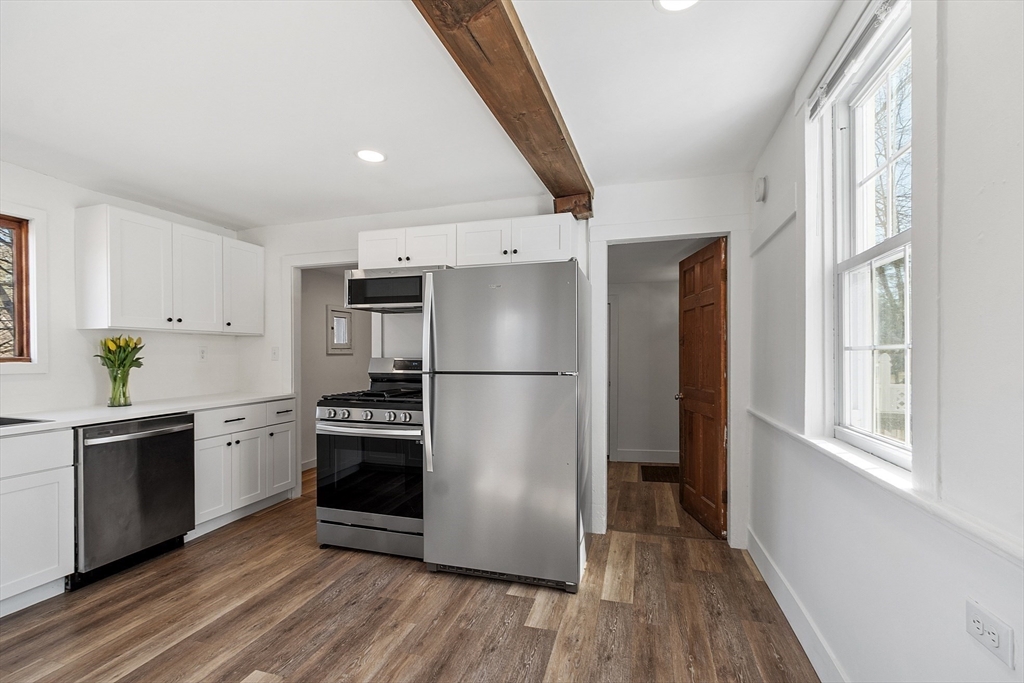 4 Lowell Road, Unit 4 Westford, MA 01886 - Photo 7 of 32 Gallery Image 7