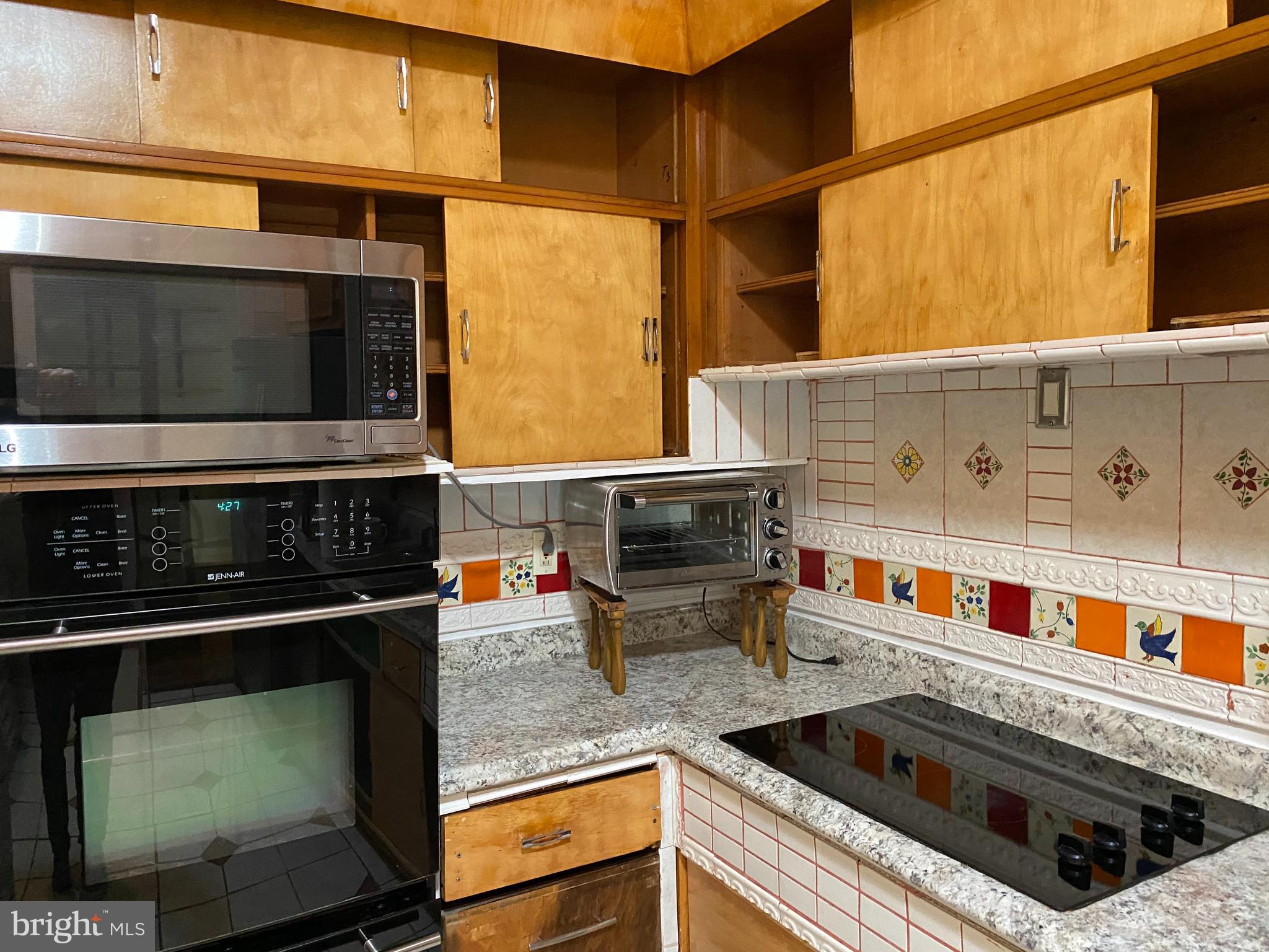 318 Hillsboro Drive Silver Spring, MD 20902 - Photo 12 of 26