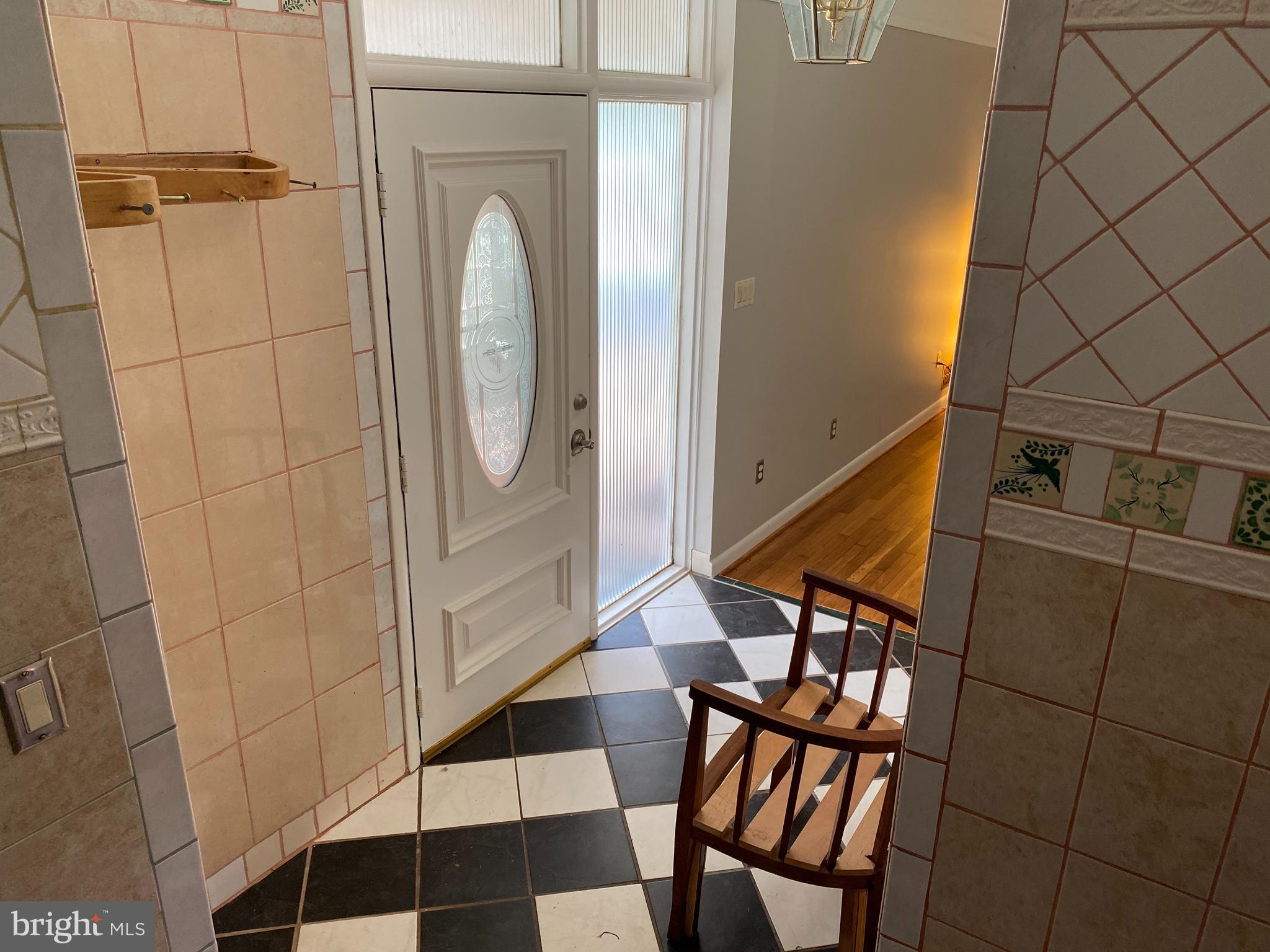 318 Hillsboro Drive Silver Spring, MD 20902 - Photo 13 of 26