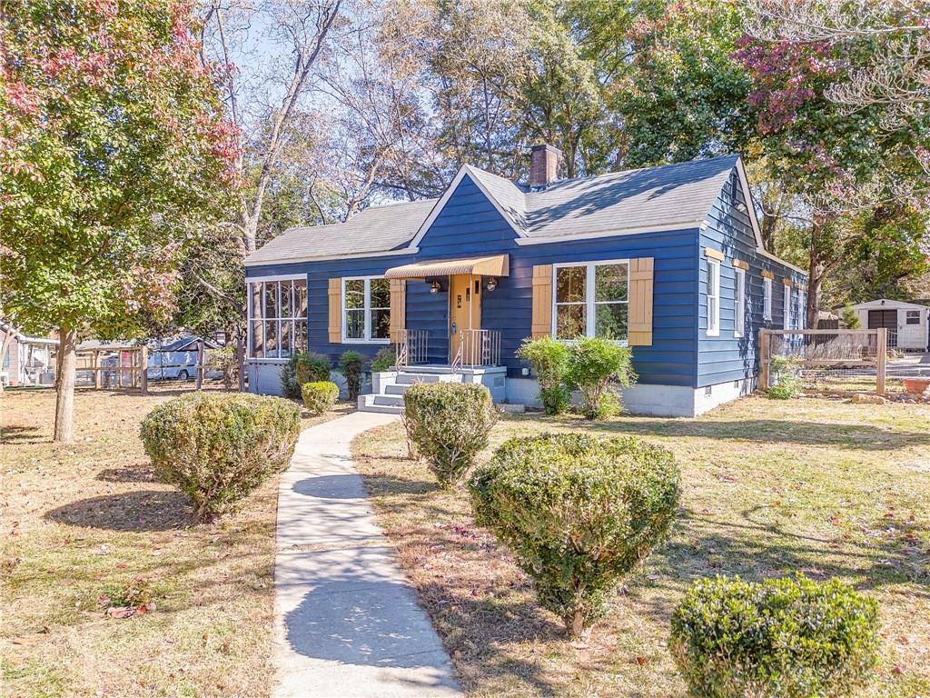 2501 Maple Road Southeast Rome, GA 30161 - Photo 3 of 56 a view of a house with backyard and a tree