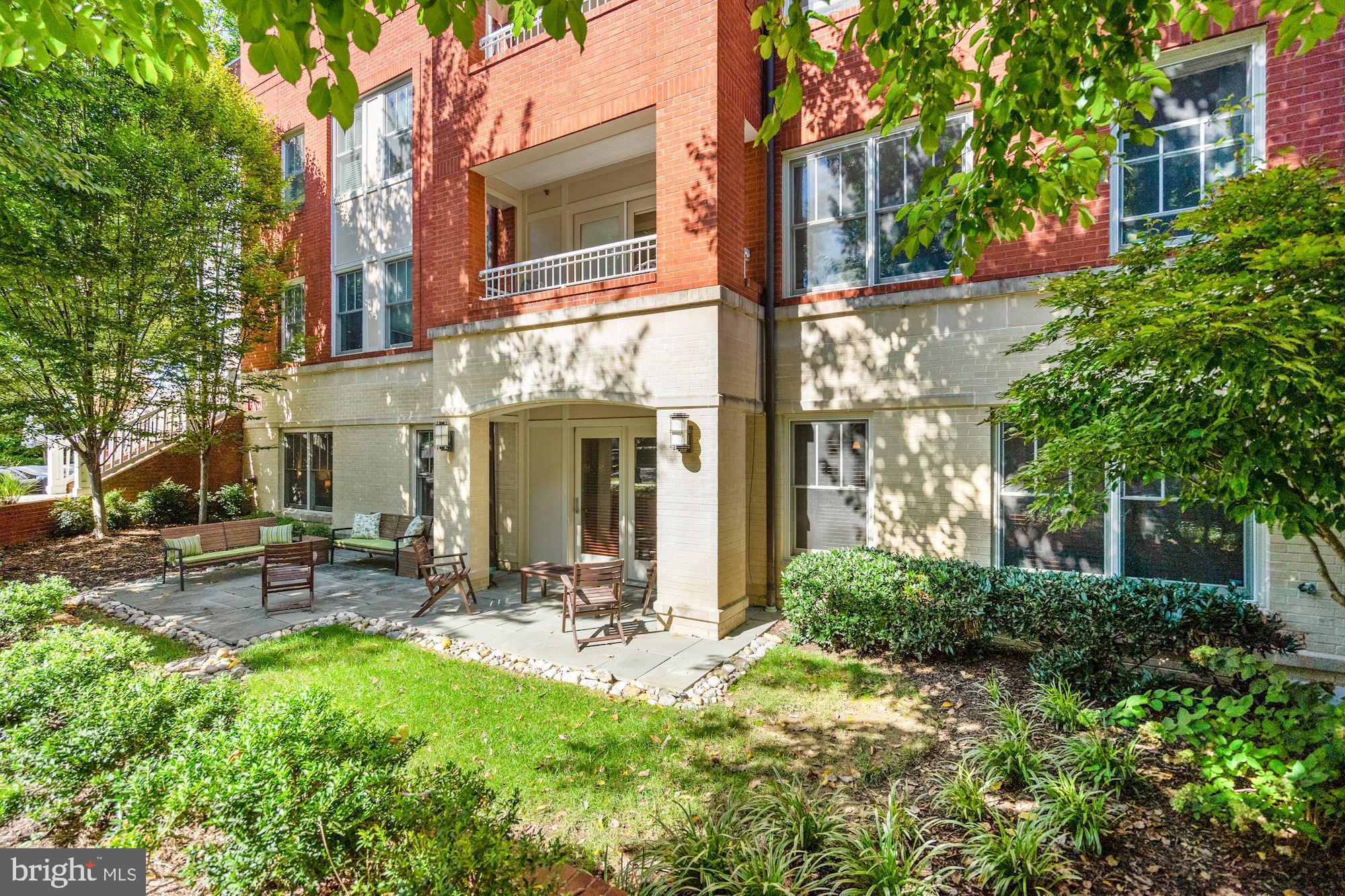 3131 9th Road North, Unit 11 Arlington, VA 22201 - Photo 24 of 39 Private Outdoor Patio & Yard Space