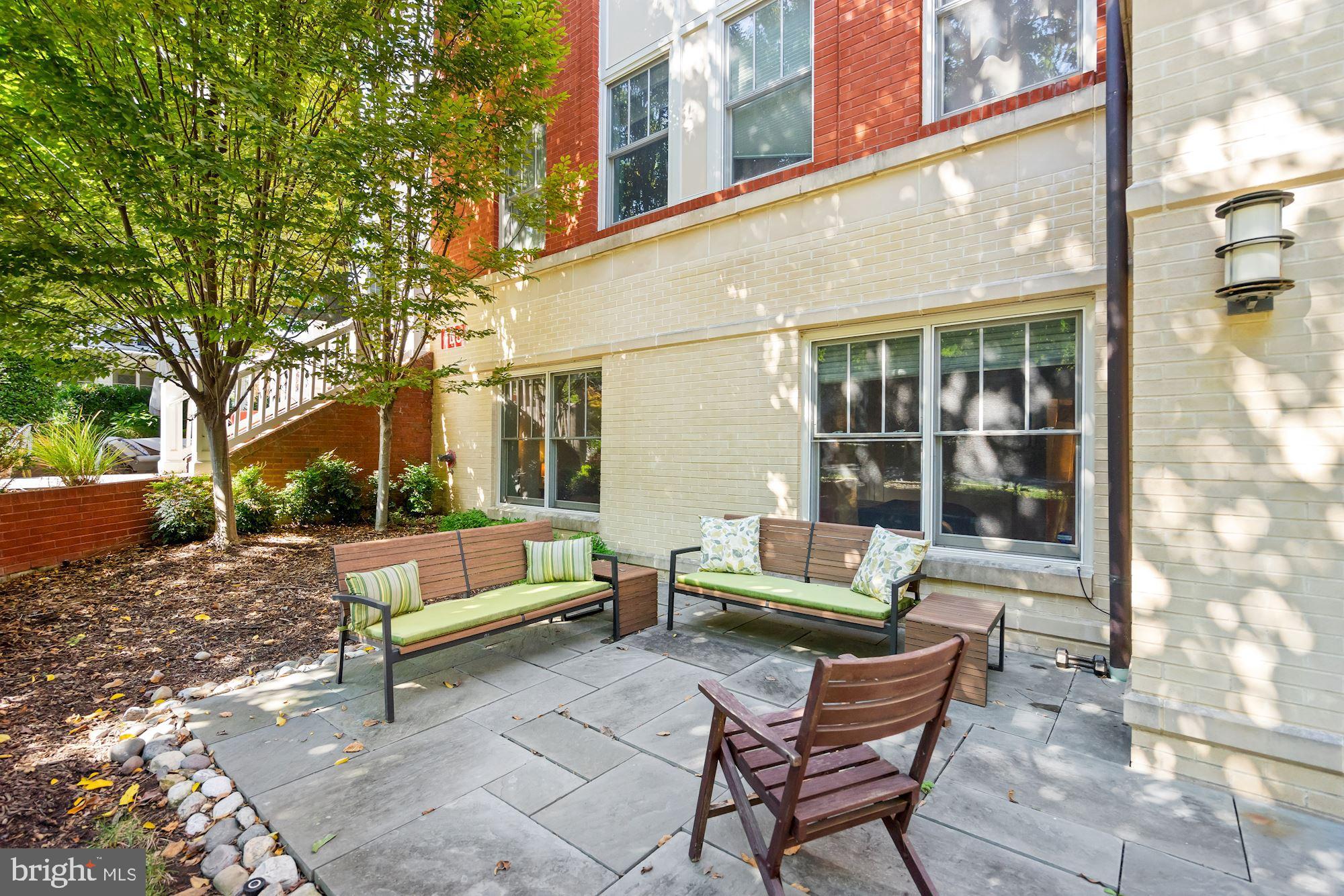 3131 9th Road North, Unit 11 Arlington, VA 22201 - Photo 25 of 39 Private Outdoor Patio & Yard Space