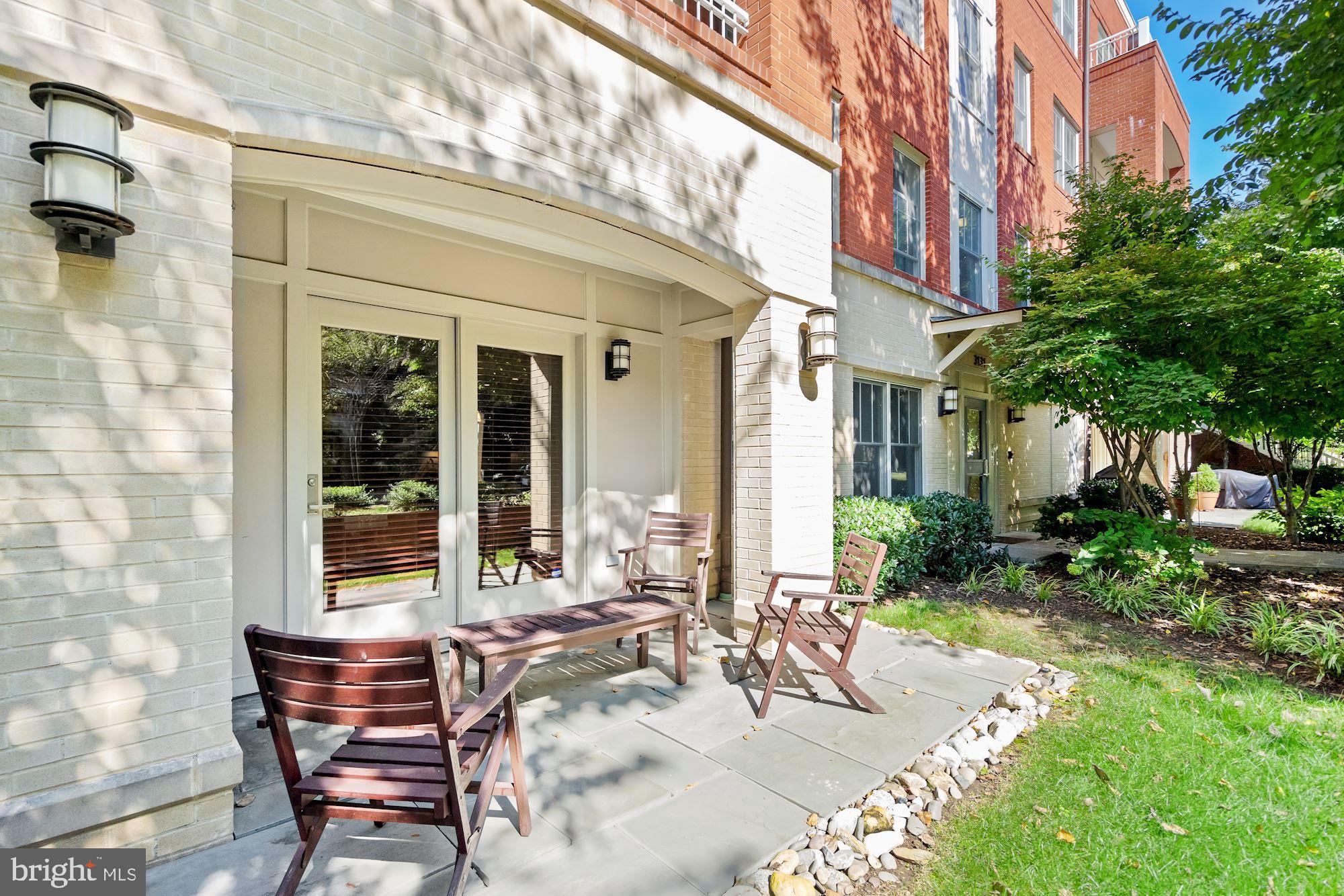 3131 9th Road North, Unit 11 Arlington, VA 22201 - Photo 27 of 39 Private Outdoor Patio & Yard Space