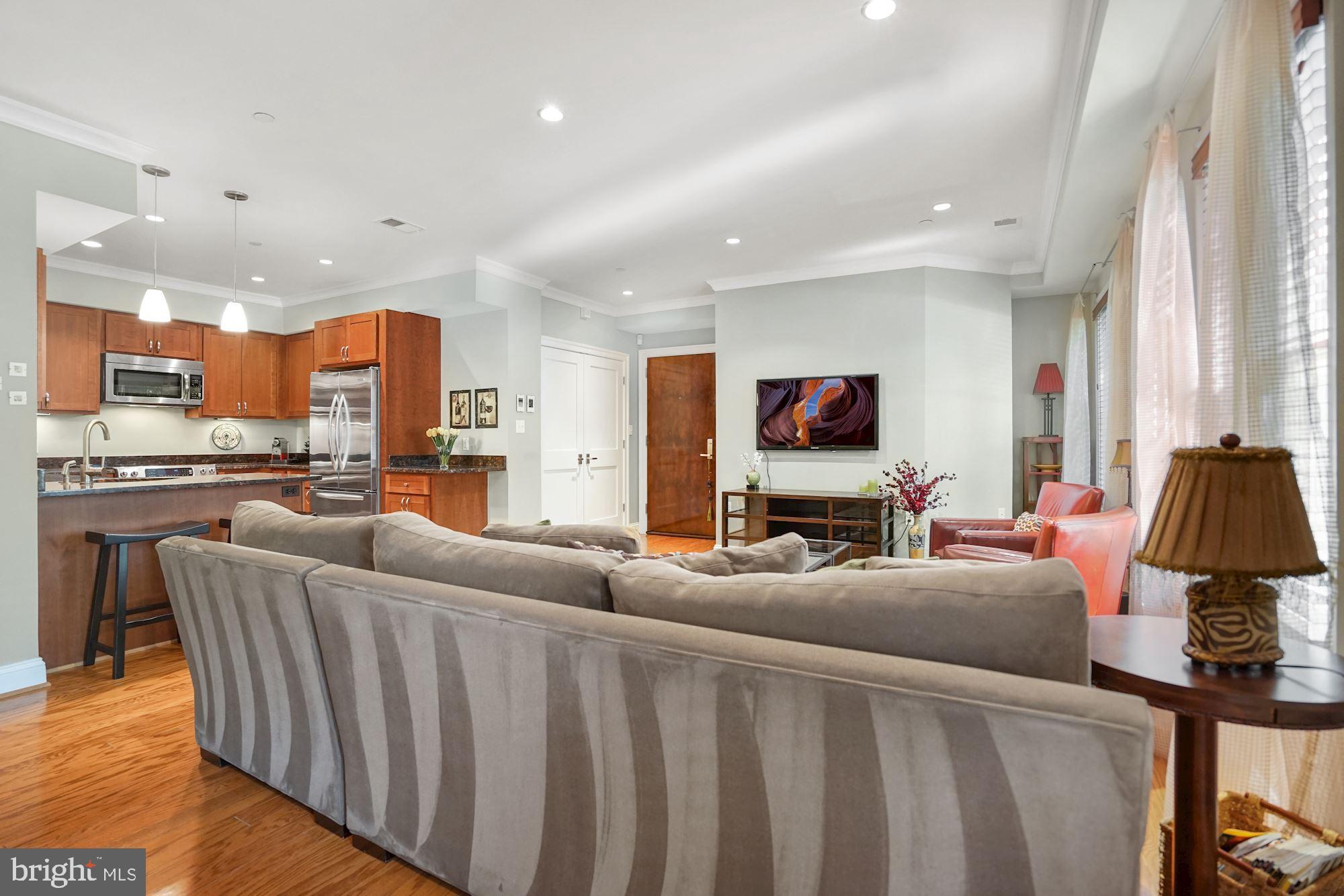 3131 9th Road North, Unit 11 Arlington, VA 22201 - Photo 3 of 39 Living Room Opens to Kitchen