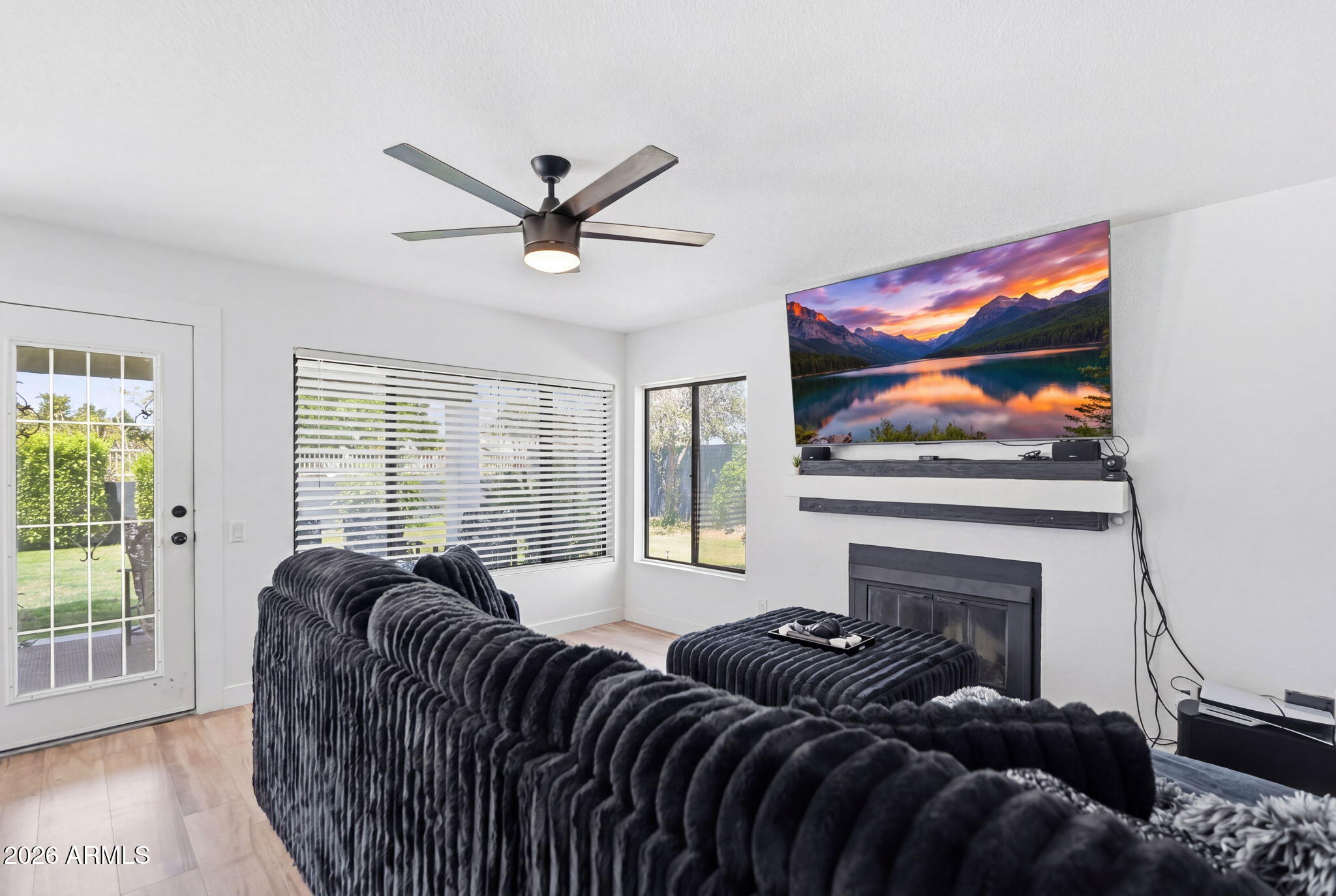3060 North Ravine Mesa, AZ 85215 - Photo 9 of 61 010_ListerPros