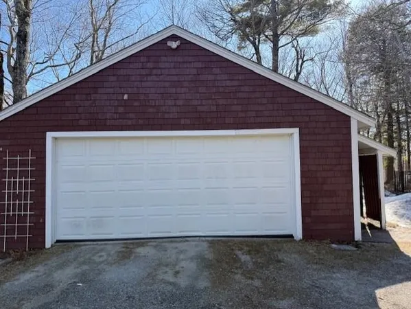 $3,300 | 326 Old Main Street, New London, NH 03257