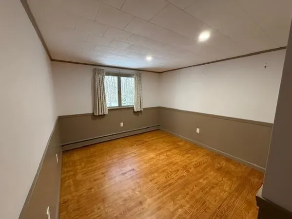 $3,300 | 326 Old Main Street, New London, NH 03257