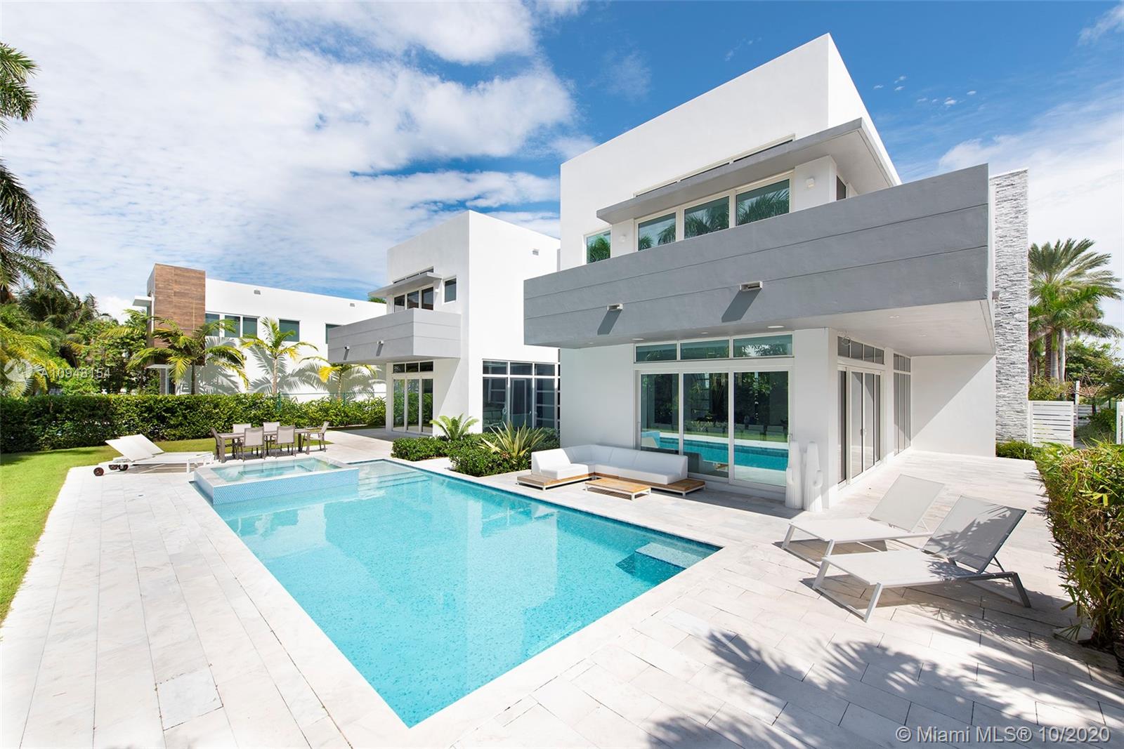 266 Ocean Boulevard Golden Beach, FL 33160 - Photo 12 of 28