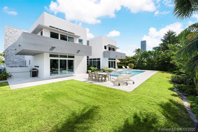 $4,085,000 | 266 Ocean Boulevard, Golden Beach, FL 33160