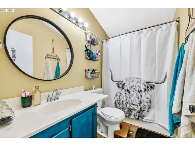 $600,000 | 82071 Lost Creek Road, Dexter, OR 97431