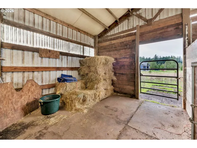 $600,000 | 82071 Lost Creek Road, Dexter, OR 97431