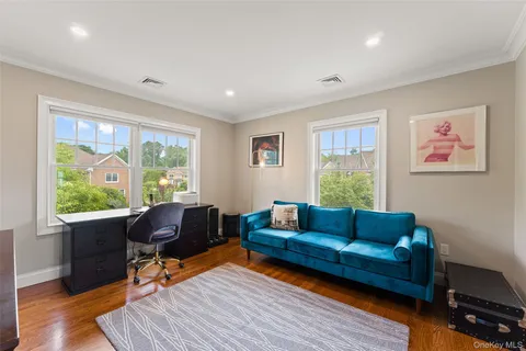 $2,249,000 | 1 Cambridge Court, New Rochelle, NY 10804
